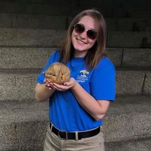 Meet your Posher, Gabi